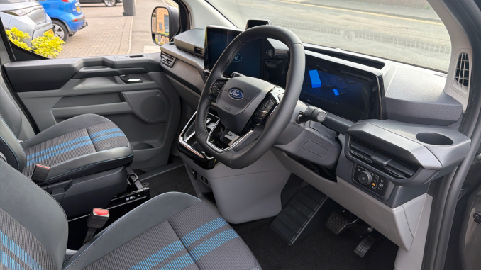 Ford Transit Custom 320 L1 Petrol Fwd 2.5 PHEV 232ps H1 Van Sport Auto - Image 6